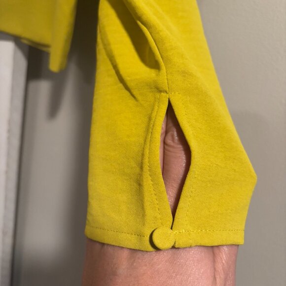 Express Women size large Mustard yellow Smocked Blouson Blouse - Picture 5 of 9